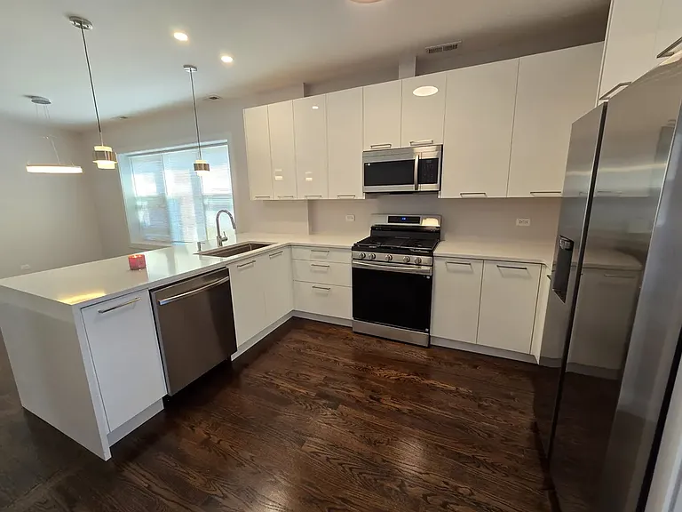 5922 N Washtenaw Ave #1 — Photo 16