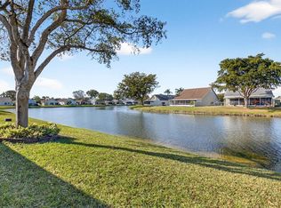 7697 Mansfield Hollow Rd, Delray Beach, FL 33446