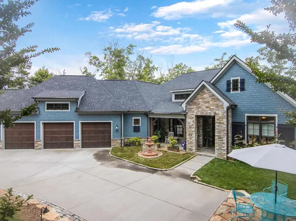 1 Crescent Pinyon Way, Marietta, SC 29661