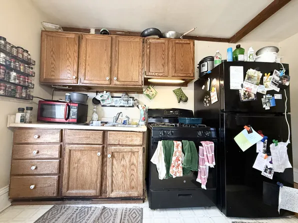 711 S Dickinson St #2, Madison, WI 53703