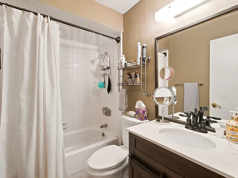 2337 Inagua Way — Photo 4