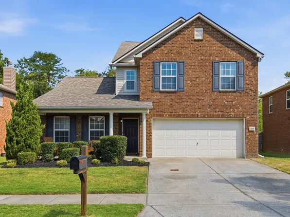 1066 Gannett Rd, Hendersonville, TN 37075