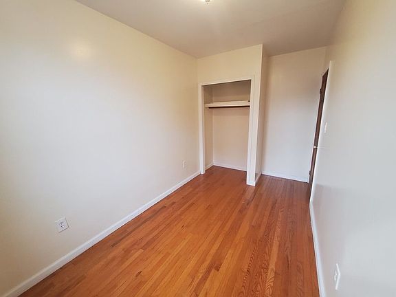 4th image of 584 Lafayette Ave #2A