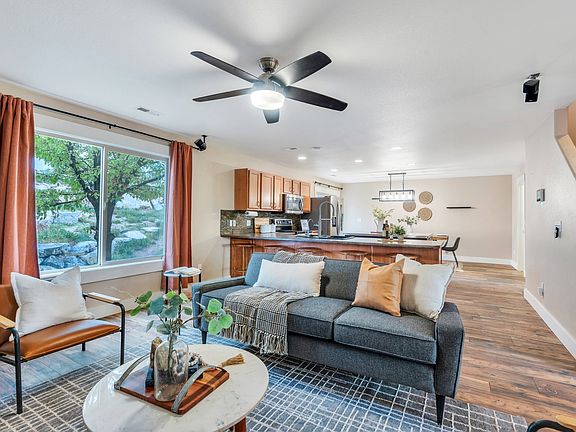 5th image of 291 W Kestrel Dr