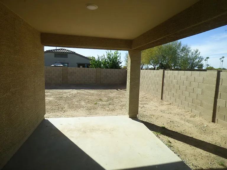 8562 S 253rd Ave — Photo 20