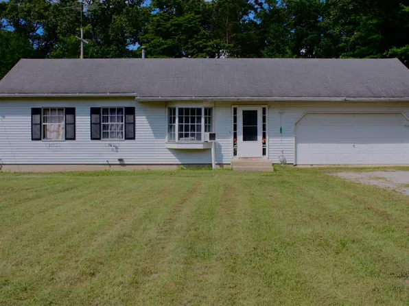 10180 E 500th Rd N, Grovertown, IN 46531