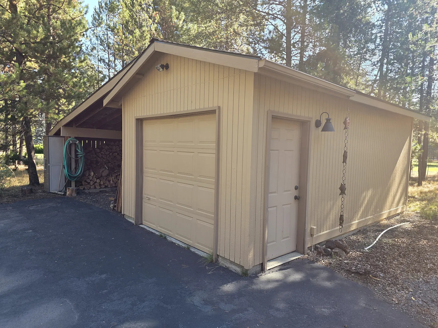 Elsinore Rd, Bend — Photo 4