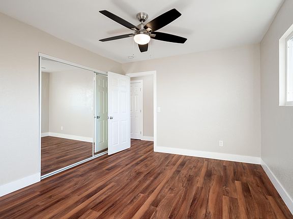 3rd image of 1625 Pentecost Way Unit 8