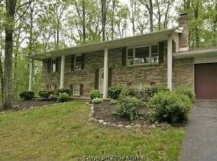 691 Lake Dr, Westminster, MD 21158