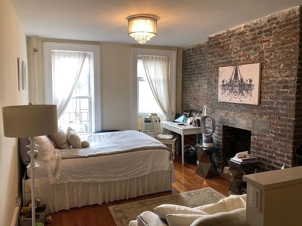 2nd image of 346 E 9th St APT 18