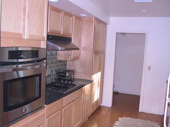 kitchen, all new SS appliances