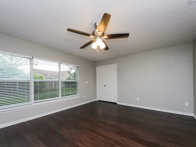 12618 Oldcastle Dr — Photo 10