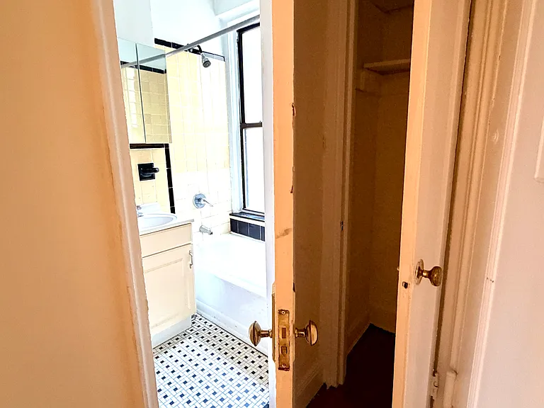 70 E 7th St #6D — Photo 8