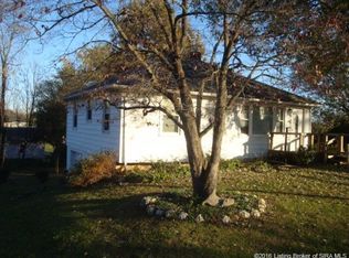 805 Hayes Ave, Salem, IN 47167