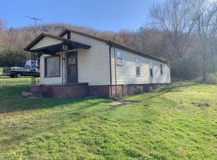 213 Luttrell St, Erwin, TN 37650