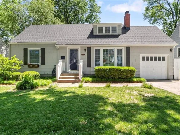 4111 W 69th St, Prairie Village, KS 66208