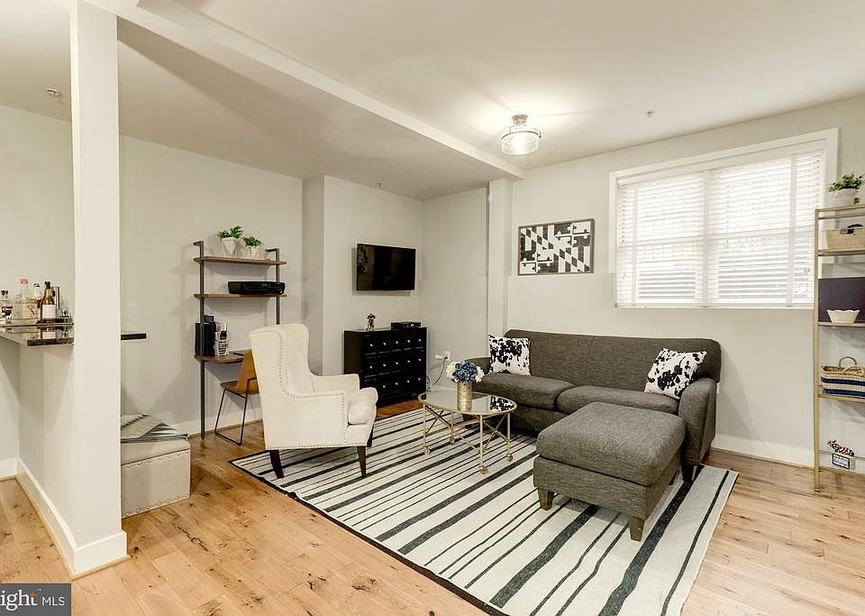 Sunny Basement Unit