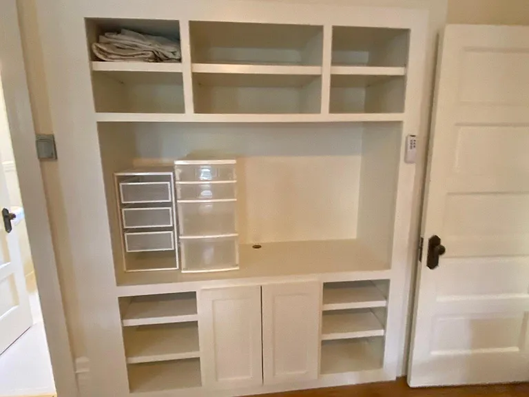 Original built-in in bedroom