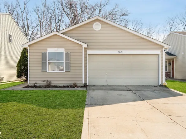 9049 Southernwood Way, Indianapolis, IN 46231