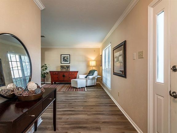 2nd image of 2030 Spinnaker Dr