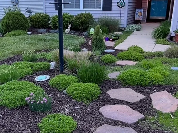 508 Lauterbur Ln, Champaign, IL 61822