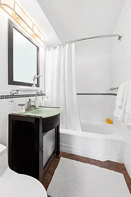 Sold by Keller Williams NYC | media 13