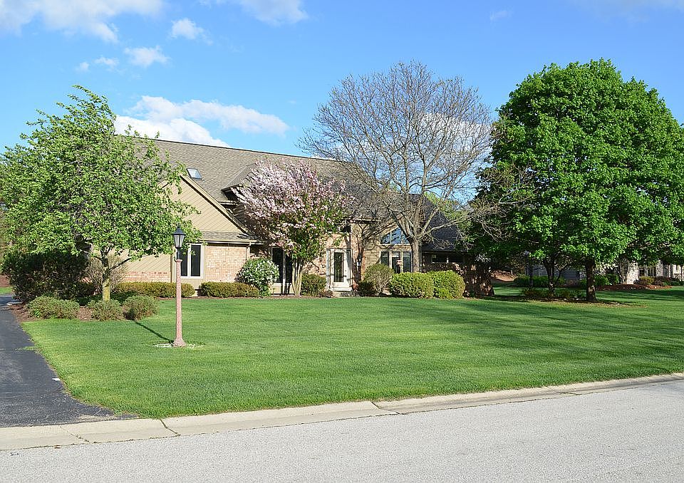 1st image of 4460 Danbury Dr