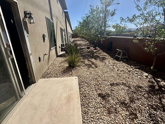 2nd image of 3104 S Relic Ridge Dr