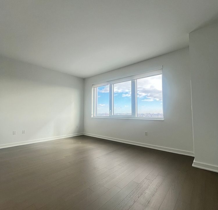 1st image of 2922 Northern Blvd APT 1907