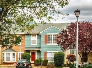 221 Onizuka Ct, Somerset, NJ 08873