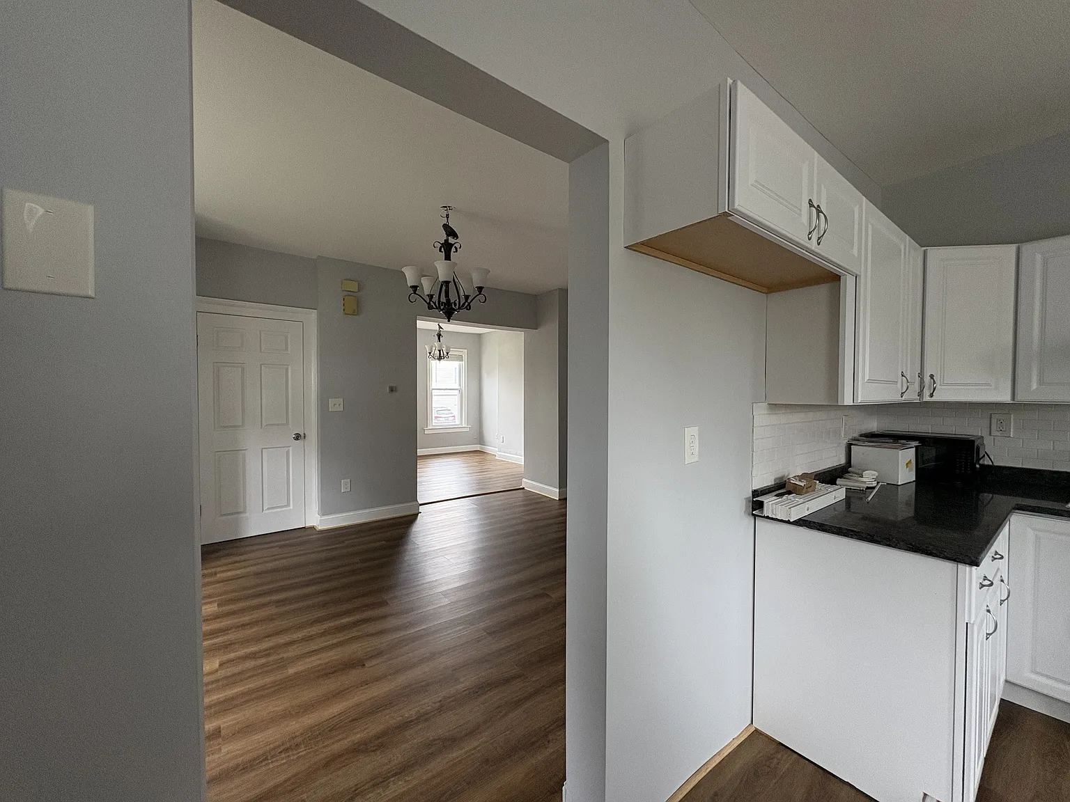 3 bed, 1500 sqft, $2,300 — Photo 3