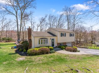 1087 Stillwater Rd, Stamford, CT 06902