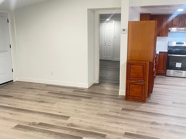 6880 Rea Ave — Photo 16