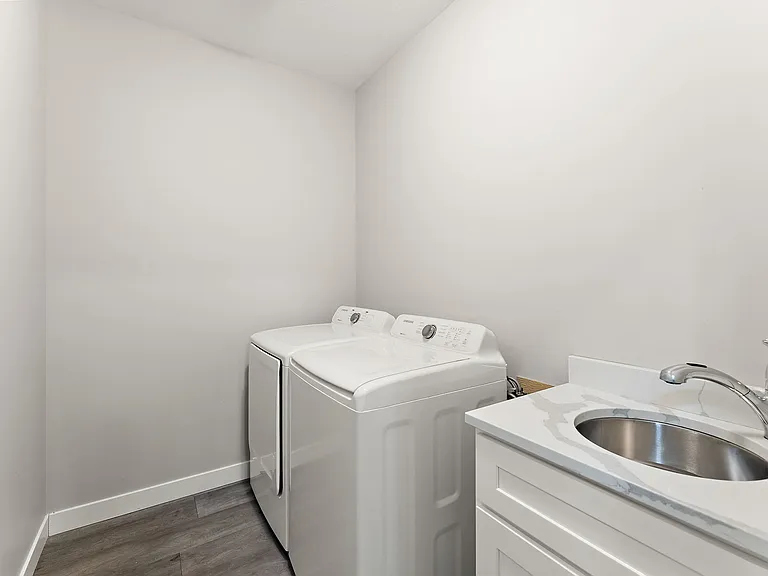 Stone Haven Townhomes — Photo 19