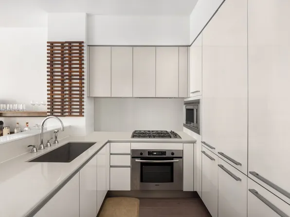 25 Broad Street image 4 of 12