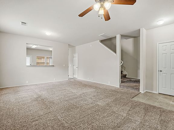 5th image of 23854 Single Oak St #1