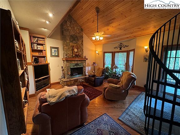 2nd image of 341 Cross Park Drive