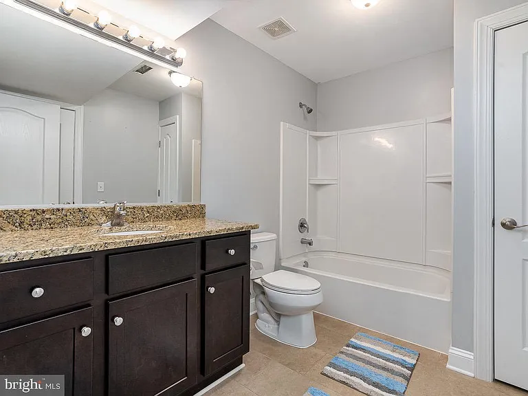 5 Rectory Dr — Photo 16