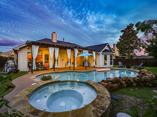 5713 Trinity Ln, Haltom City, TX 76137