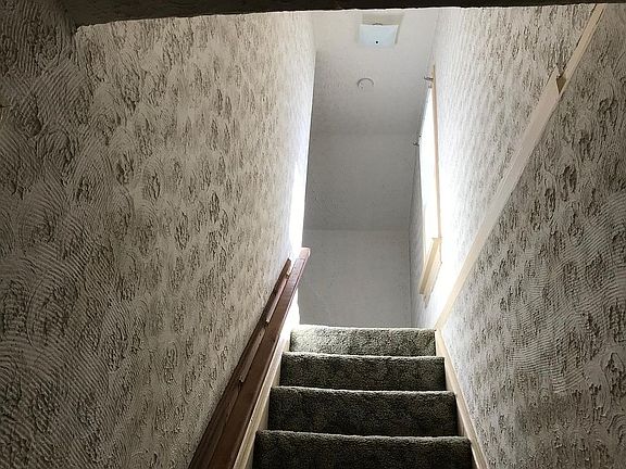 Attic bedroom access