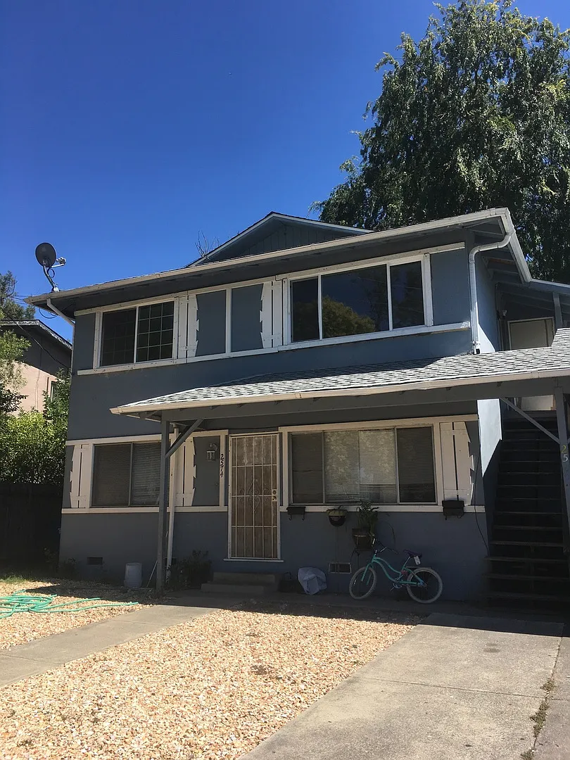 zz2576Mohawkct — Photo 1