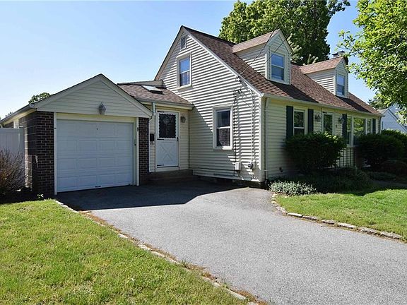 2nd image of 63 Ledgewood Dr
