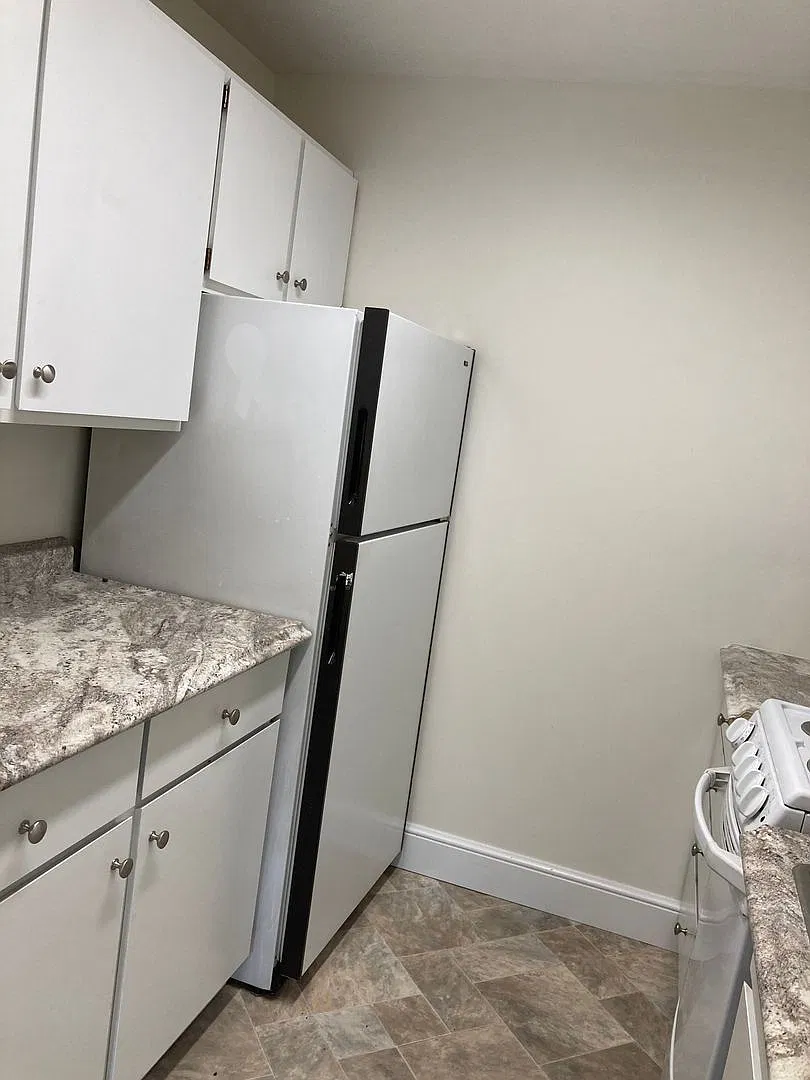 Hillcrest Avenue Apartments — Photo 3