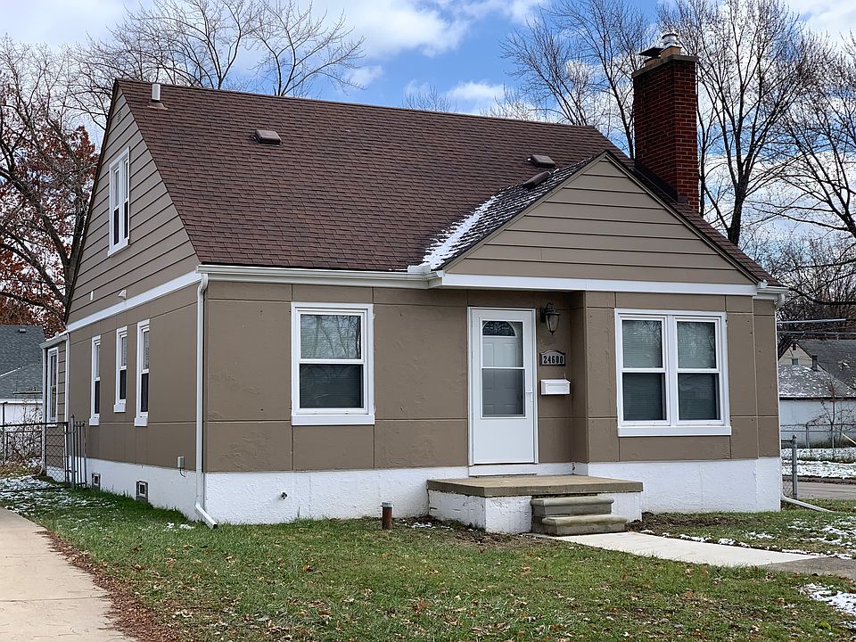 1st image of 24600 Cloverlawn Ave