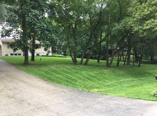 1351 Prairie Village Rd, Deerfield, WI 53531