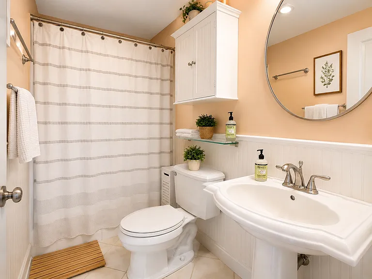 231 W Canton St #4 — Photo 8