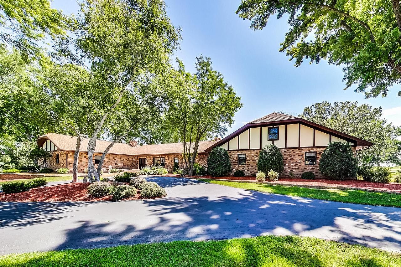 N2204 Lynn LANE, Lake Geneva, WI 53147 MLS 1835365 Zillow