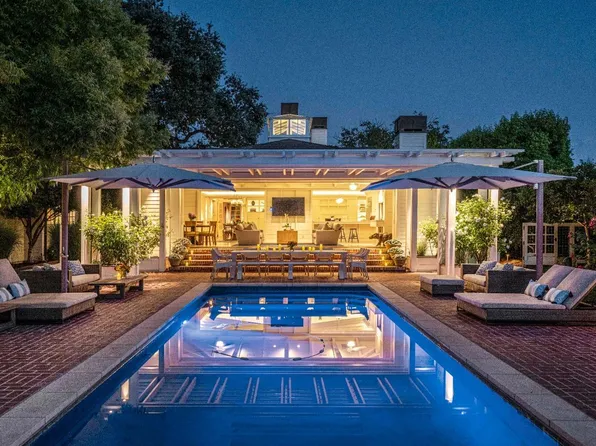 890 Fulton Ln, Saint Helena, CA 94574