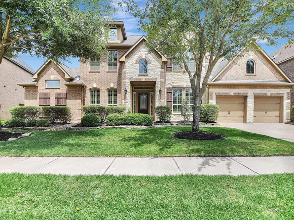18810 N Blanco Bend Dr, Cypress, TX 77433