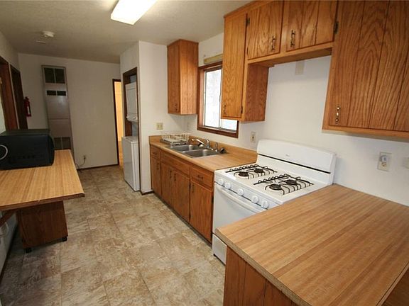 4th image of 2113 5th Ln
